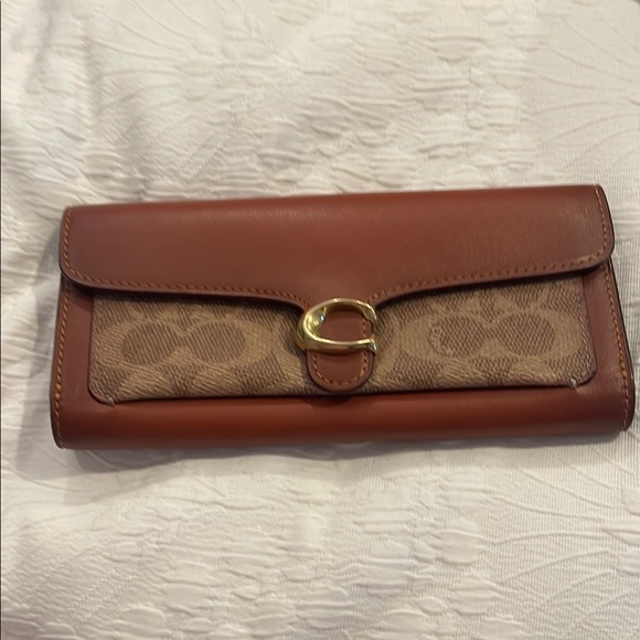 Coach long wallet - Picture 1 of 3